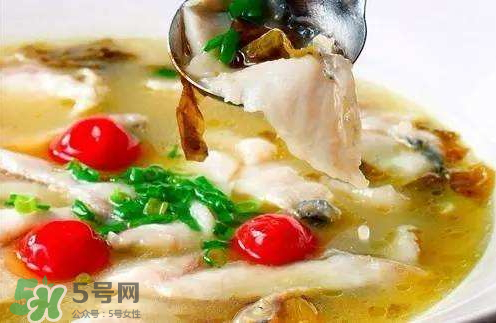 酸菜魚(yú)可以放什么配菜？酸菜魚(yú)放什么菜好吃？