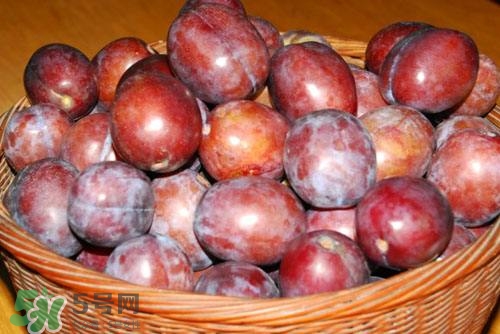 西梅吃多了上火嗎？西梅吃多了會(huì)拉肚子嗎？