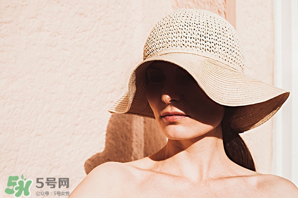 防曬開(kāi)封一年還能用嗎 防曬打開(kāi)放了一年還能用嗎