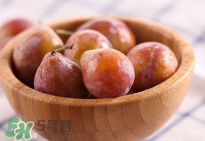 西梅寶寶能吃嗎？西梅寶寶多大可以吃？