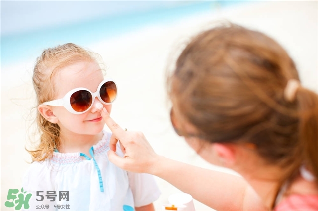 防曬開(kāi)封一年還能用嗎 防曬打開(kāi)放了一年還能用嗎