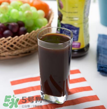 西梅汁怎么喝治便秘？便秘吃什么最快排便？