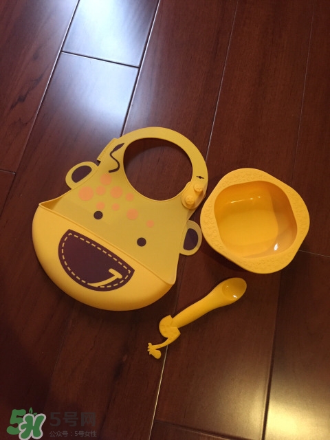 嬰兒圍兜哪種好 好用的嬰兒圍兜推薦 嬰兒圍兜哪種好 好用的嬰兒圍兜推薦