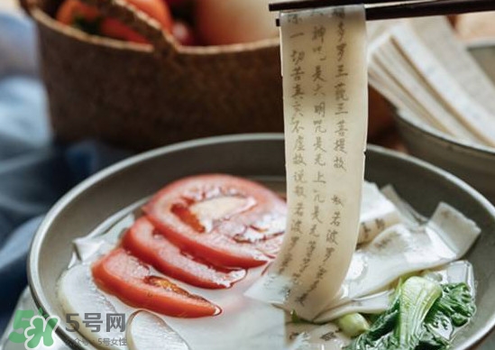 詩(shī)經(jīng)面條怎么印上去的？經(jīng)書(shū)面條字如何打印