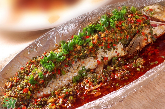 釣鯇魚用什么魚餌？鯇魚怎么做好吃