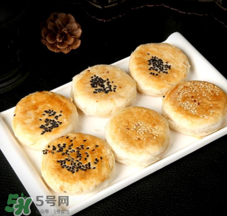 板栗餅吃了會(huì)胖嗎？吃板栗餅會(huì)上火嗎？