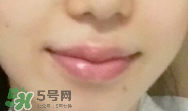 美寶蓮唇釉m500豆沙色適合黃皮嗎？