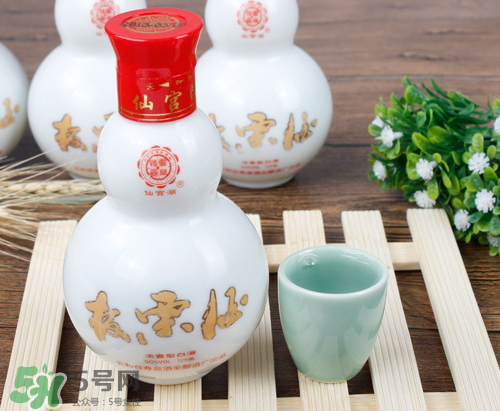 ?板栗酒能存放多久？?板栗泡酒可以放多久？