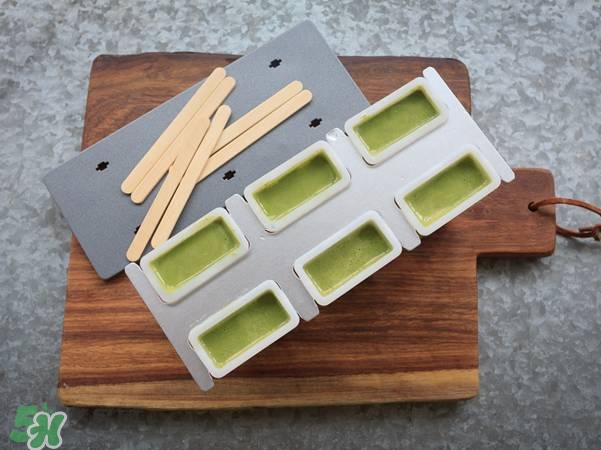 牛油果沙拉怎么做？牛油果沙拉用什么醬？