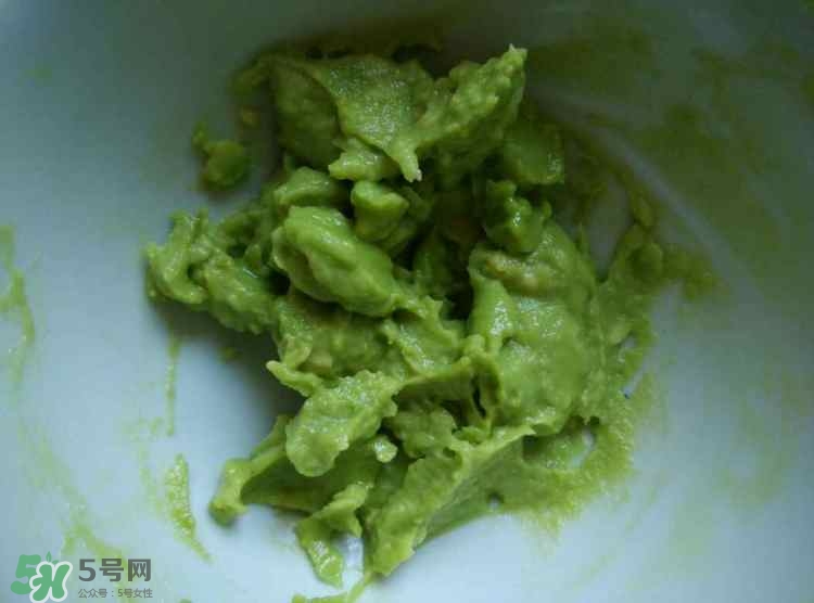 牛油果沙拉怎么做？牛油果沙拉用什么醬？