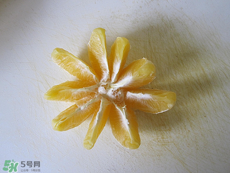 牛油果沙拉怎么做？牛油果沙拉用什么醬？