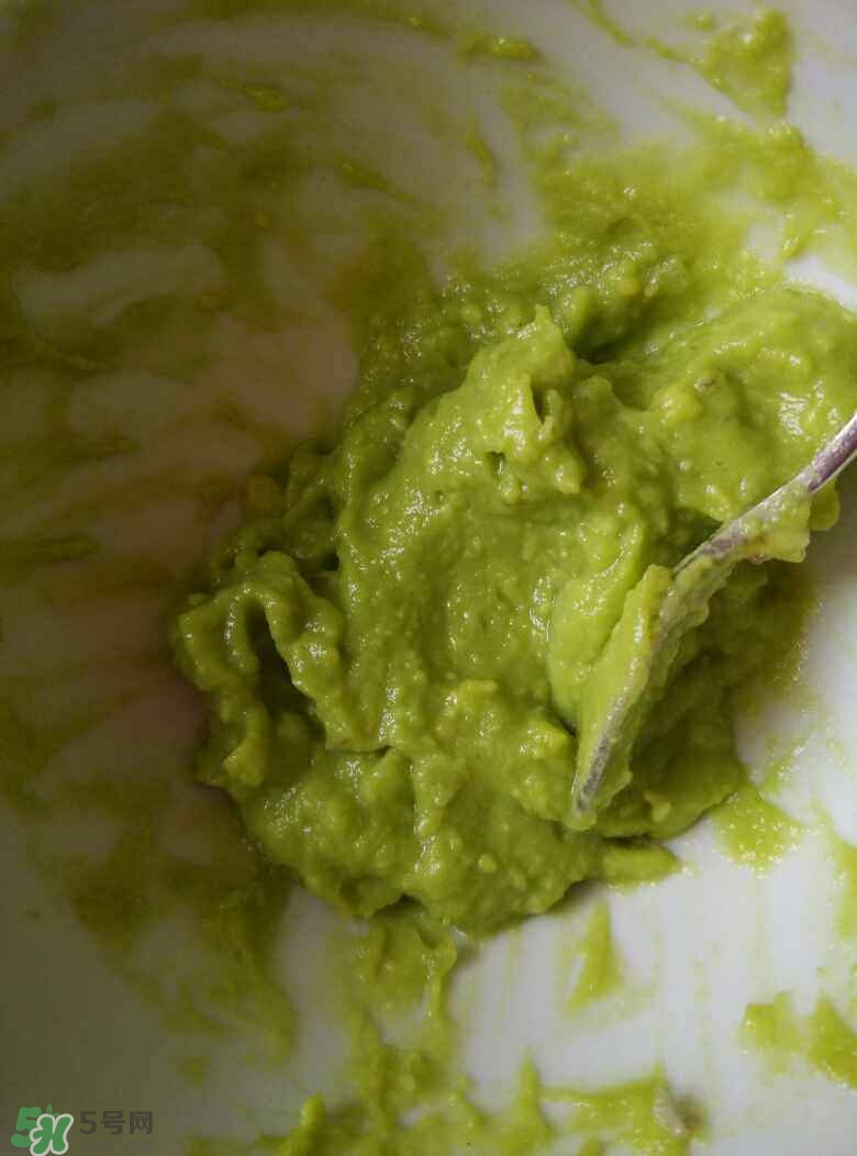 牛油果沙拉怎么做？牛油果沙拉用什么醬？