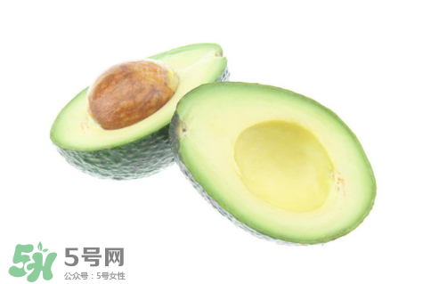 寶寶吃牛油果要蒸熟嗎？寶寶吃牛油果會(huì)便秘嗎？