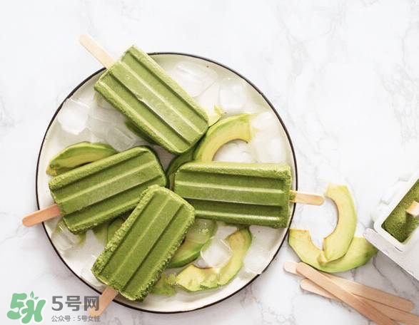 牛油果沙拉怎么做？牛油果沙拉用什么醬？