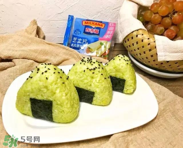 牛油果沙拉怎么做？牛油果沙拉用什么醬？