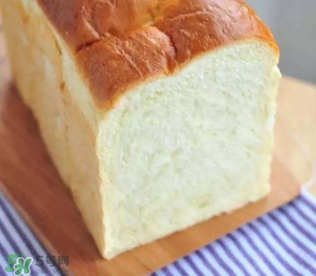 牛油果沙拉怎么做？牛油果沙拉用什么醬？