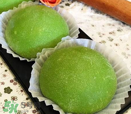 雪媚娘可以不放黃油嗎 雪媚娘不用黃油怎么做 雪媚娘可以不放黃油嗎 雪媚娘不用黃油怎么做