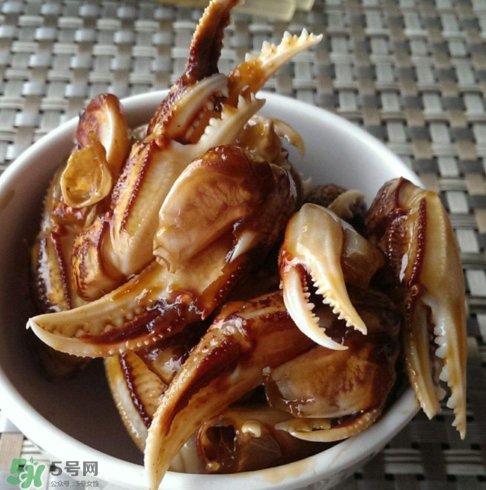 醉蟹是生吃好還是熟吃好？哪種更好吃？