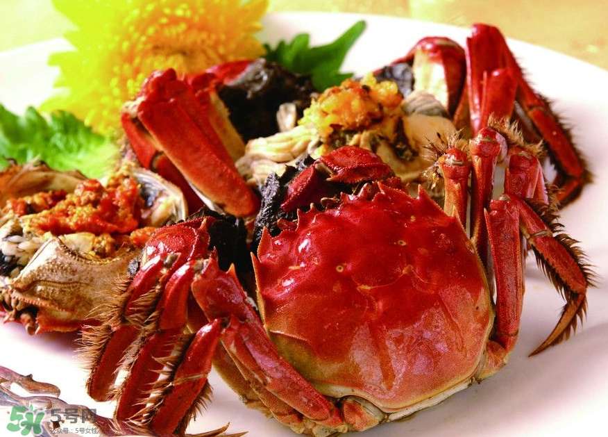 蟹膏是綠色的嗎？蟹膏是黑色的能吃嗎？