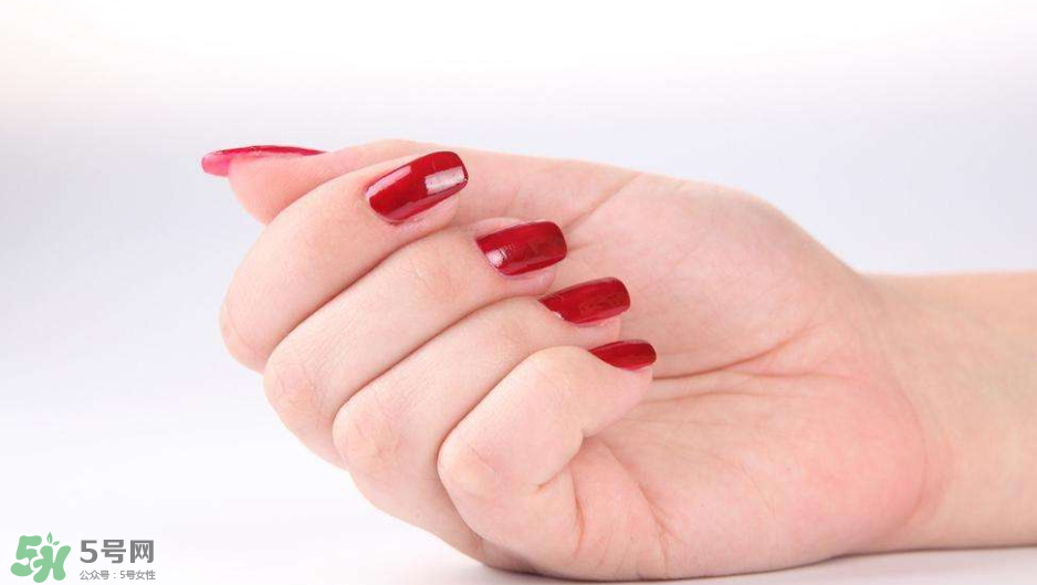 甲周倒刺怎么辦？手部角質(zhì)厚怎么辦？