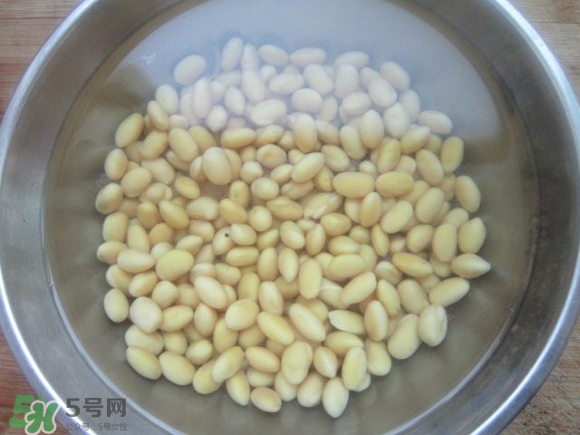 核桃可以和黃豆一起打豆?jié){嗎？核桃和什么一起打豆?jié){好？