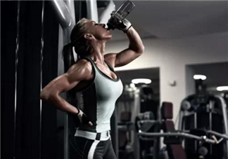 肌酸會增重嗎？肌酸會讓人水腫嗎？