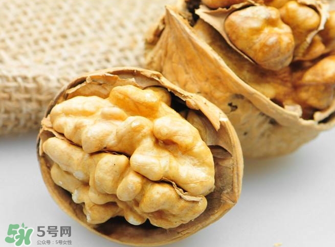 長期吃核桃有副作用嗎？核桃的副作用很大嗎？