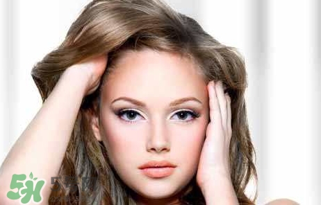 吃核桃對(duì)頭發(fā)有什么好處？為什么吃核桃對(duì)頭發(fā)生長(zhǎng)有好處？