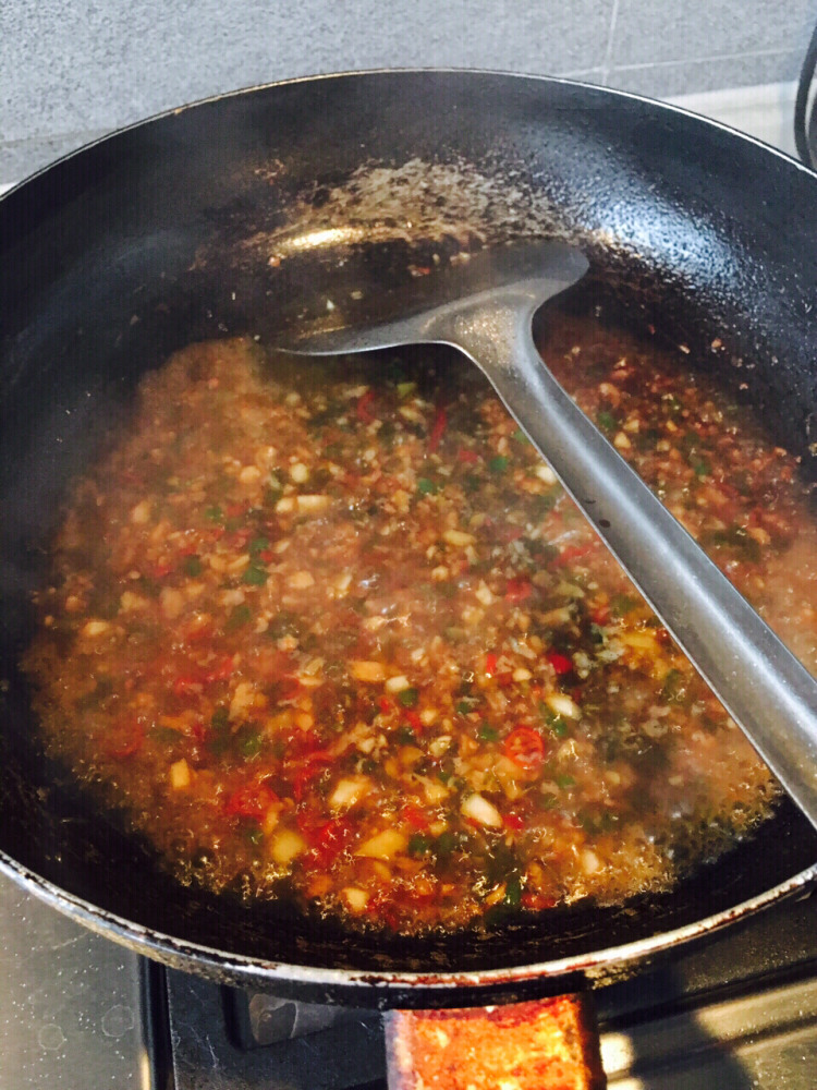 粉絲帶子的做法 粉絲帶子蒜蓉的做法 粉絲帶子的做法 粉絲帶子蒜蓉的做法