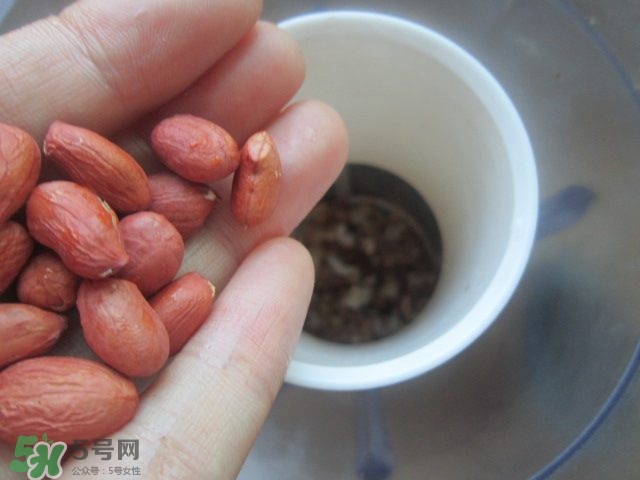 核桃可以和黃豆一起打豆?jié){嗎？核桃和什么一起打豆?jié){好？
