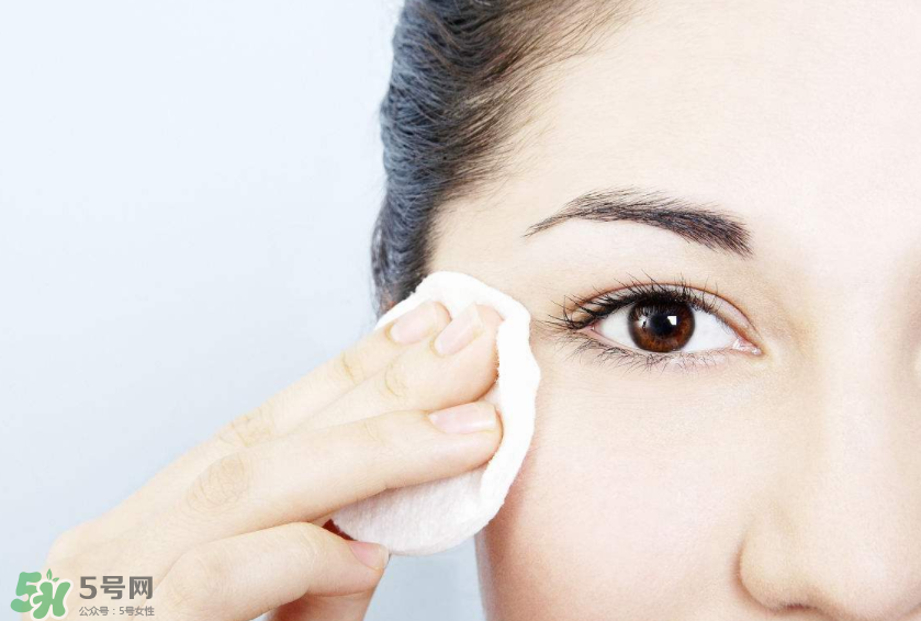 正確卸妝手法你做對(duì)了嗎？錯(cuò)誤卸妝手法須知