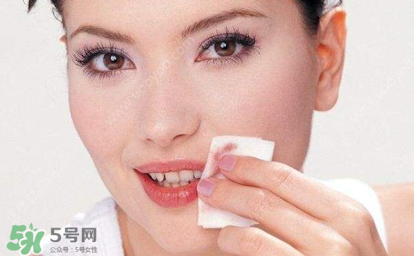 卸妝原理是什么？染唇類唇釉怎么卸干凈?