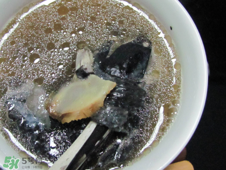 花旗參烏雞湯孕婦可以喝嗎？懷孕可以吃花旗參烏雞湯嗎？