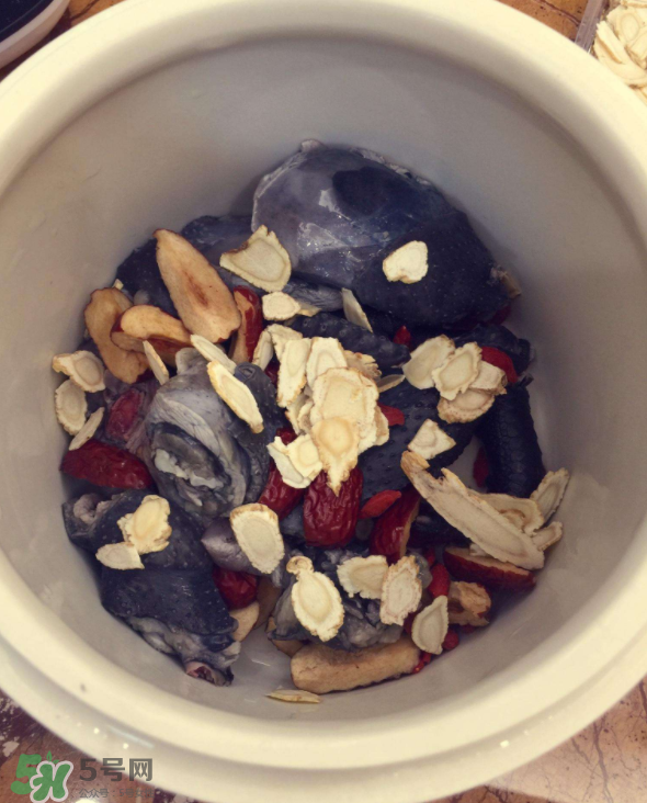 花旗參烏雞湯小孩能喝嗎？花旗參烏雞湯不適宜人群