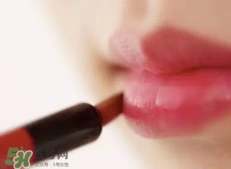 伊勢半口紅怎么樣_試色 伊勢半口紅怎么樣_試色