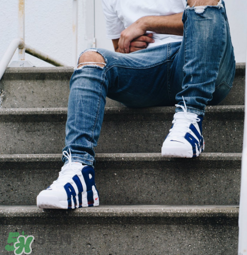 nike air more uptempo尼克斯配色上腳效果怎么樣？