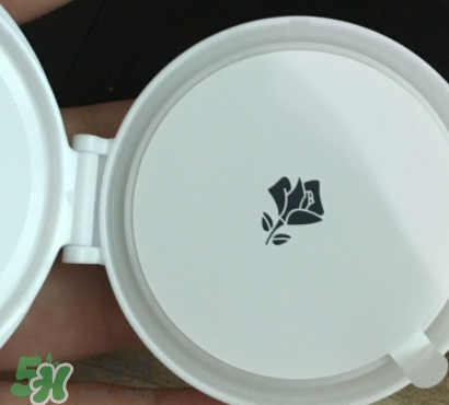 蘭蔻小粉盒適合什么膚質(zhì)？