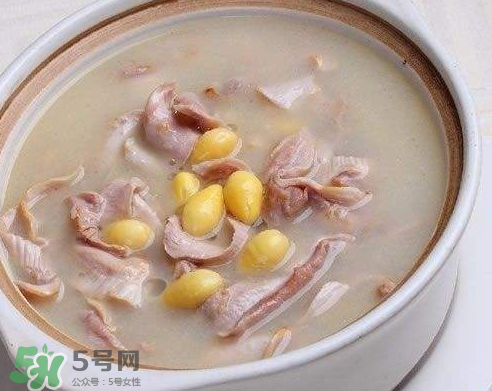 營養(yǎng)在湯里還是肉里？煲湯小訣竅