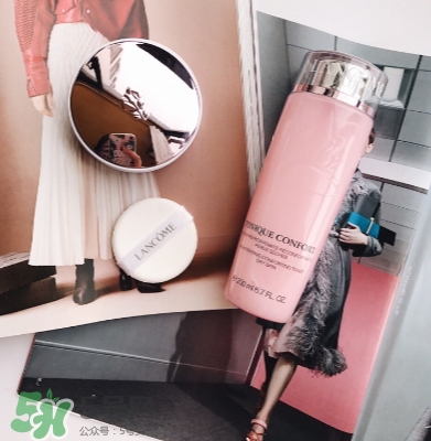 蘭蔻小粉盒氣墊和ysl氣墊對(duì)比 蘭蔻小粉盒氣墊和ysl氣墊對(duì)比