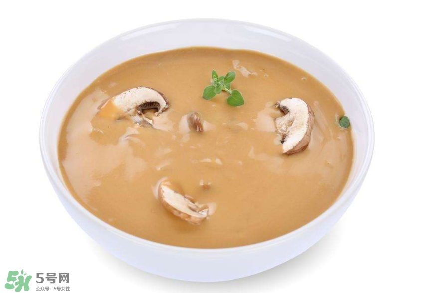 燉湯時(shí)間是不是越長越好？湯里營養(yǎng)多嗎？