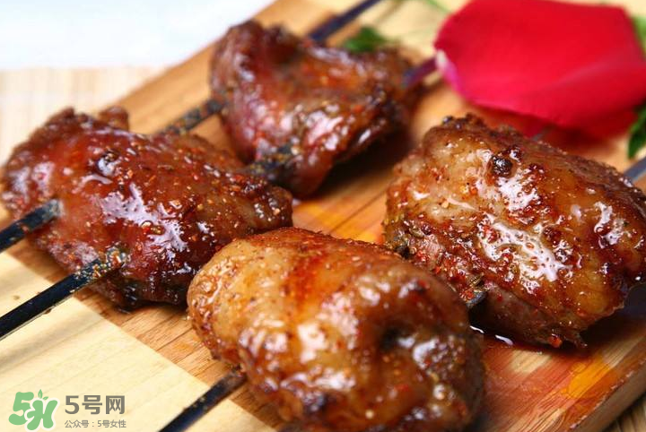 羊腰子是羊蛋嗎？羊腰子是羊腎嗎？