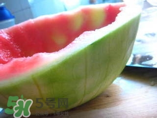 醋泡洋蔥能降血壓嗎？哪些食物可以降血壓？