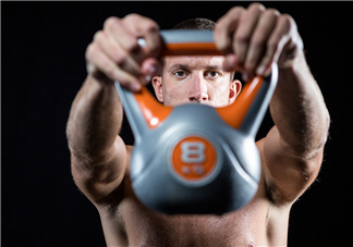 壺鈴深蹲訓練什么？壺鈴深蹲壺鈴多重？