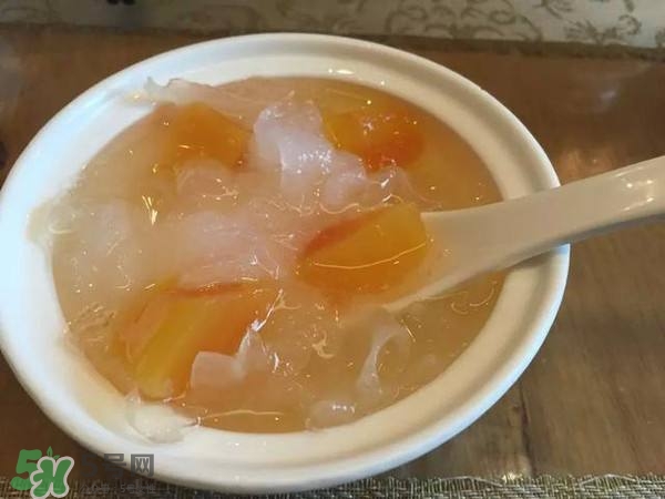 雪蛤和燕窩能一起燉嗎？雪蛤燕窩一起燉有什么功效作用