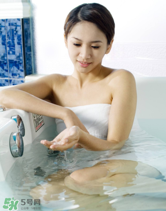 乳腺炎是熱敷還是冷敷？乳腺炎應(yīng)該熱敷還是冷敷？