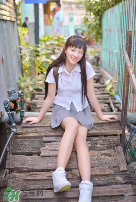 乳腺炎應(yīng)該吃什么？乳腺炎應(yīng)該注意什么？