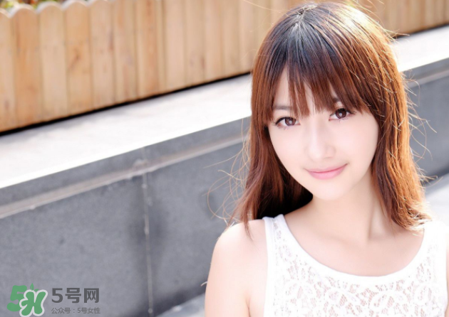 乳腺炎應(yīng)該吃什么藥？乳腺炎應(yīng)該怎么治療？