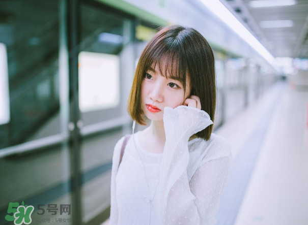 乳腺炎不發(fā)燒能喂奶嗎？乳腺炎輸液能喂奶嗎?