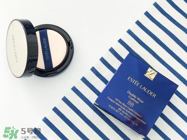 粉底液和氣墊哪個(gè)好用 粉底液和氣墊的區(qū)別 粉底液和氣墊哪個(gè)好用 粉底液和氣墊的區(qū)別