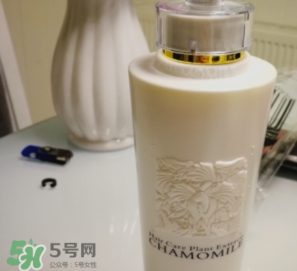 護(hù)發(fā)素能軟化頭發(fā)嗎？護(hù)發(fā)素能讓頭發(fā)變軟嗎？